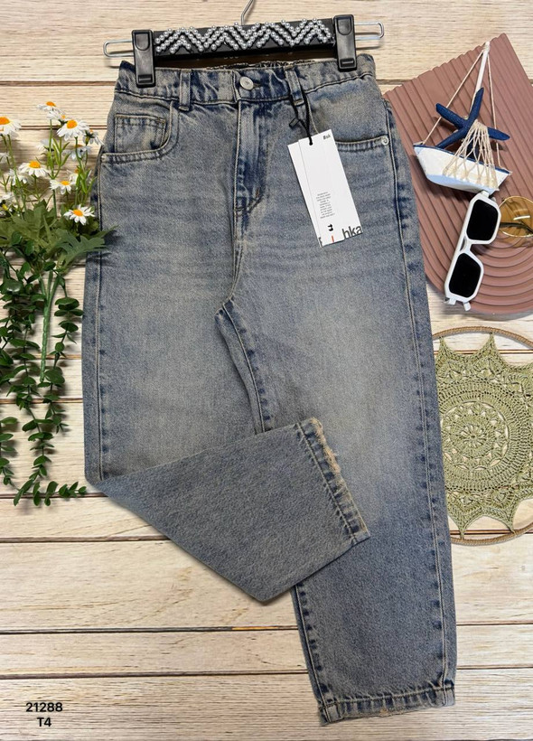 شلوار جین اسلوچی برند Bershka
