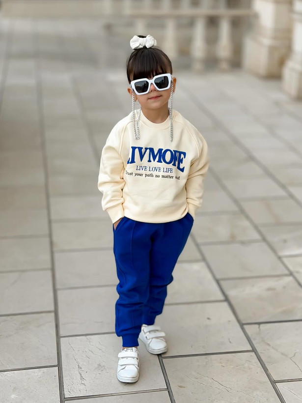 ست بلوز شلوار اسپورت شنل دوزی شده مدل لاو کد 0011