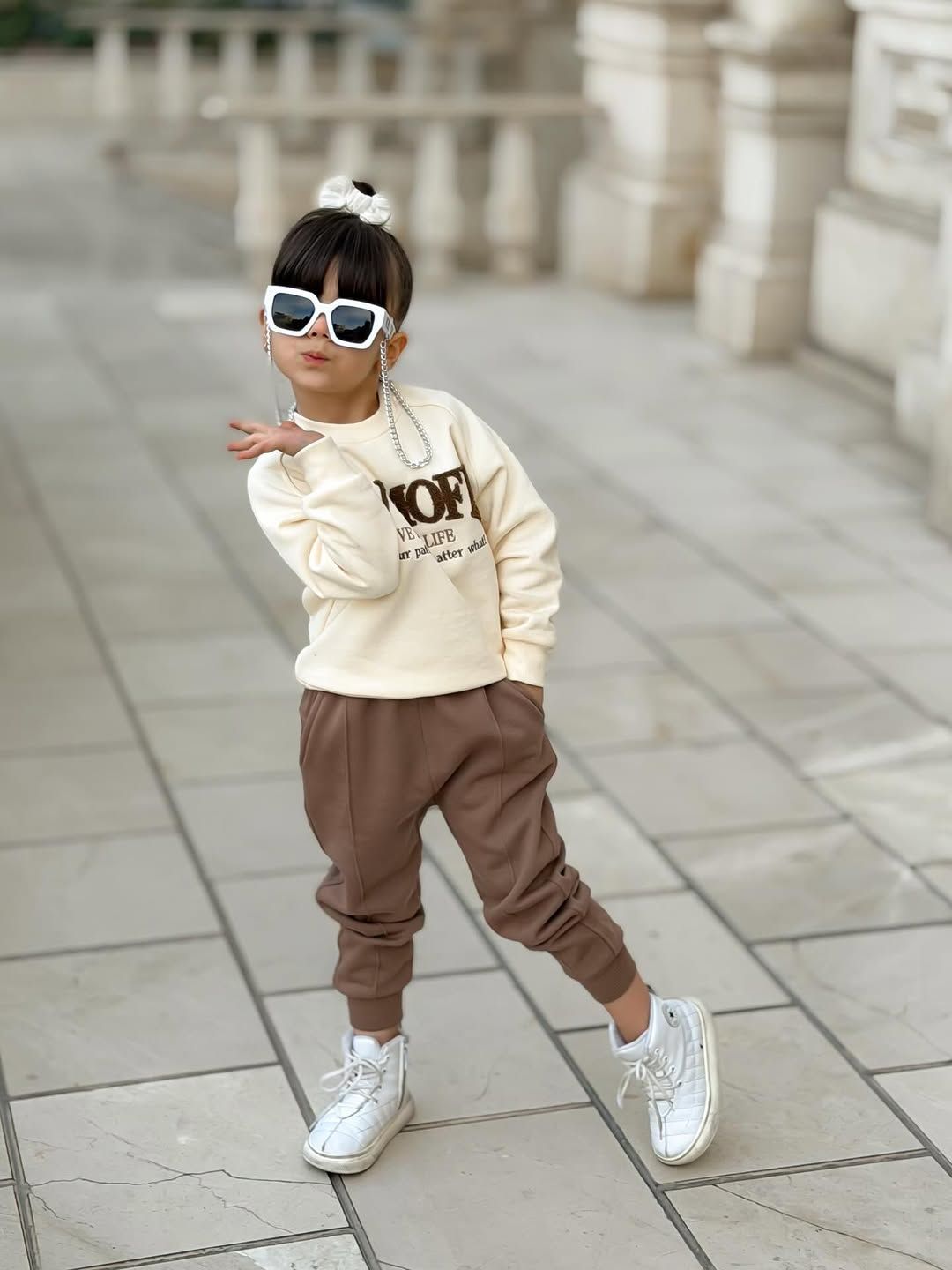 ست بلوز شلوار اسپورت شنل دوزی شده مدل لاو کد 0011